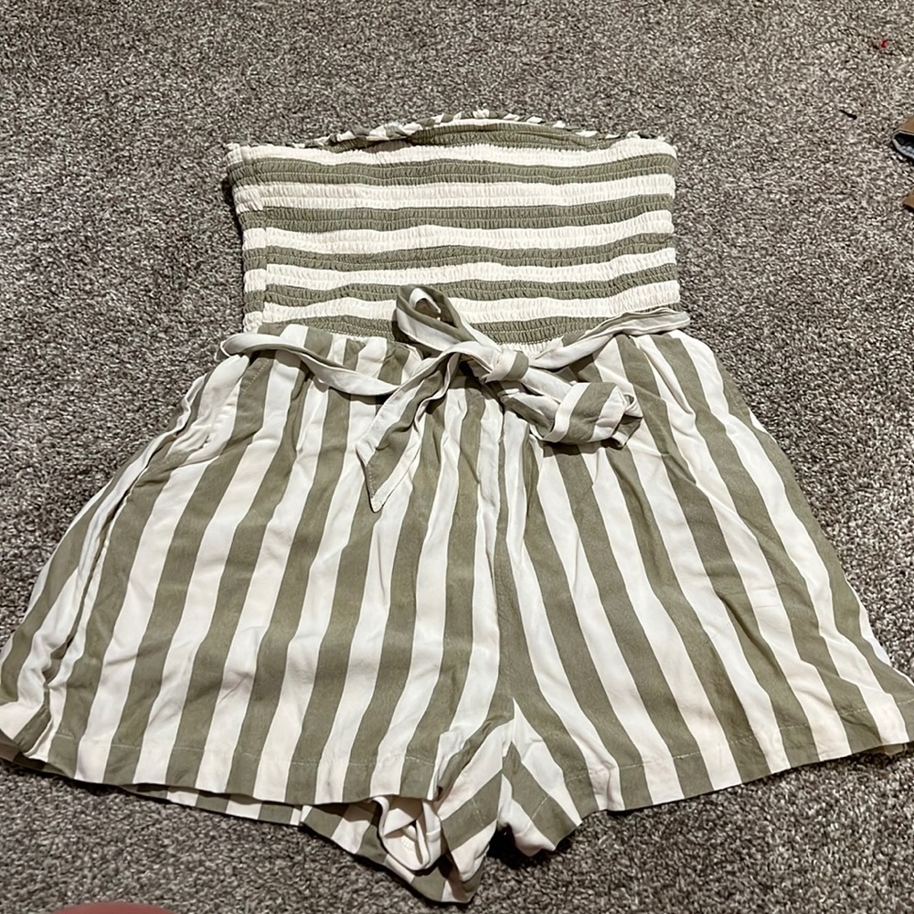 American Eagle Romper